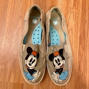 Minnie Mouse Crocs boat shoe style